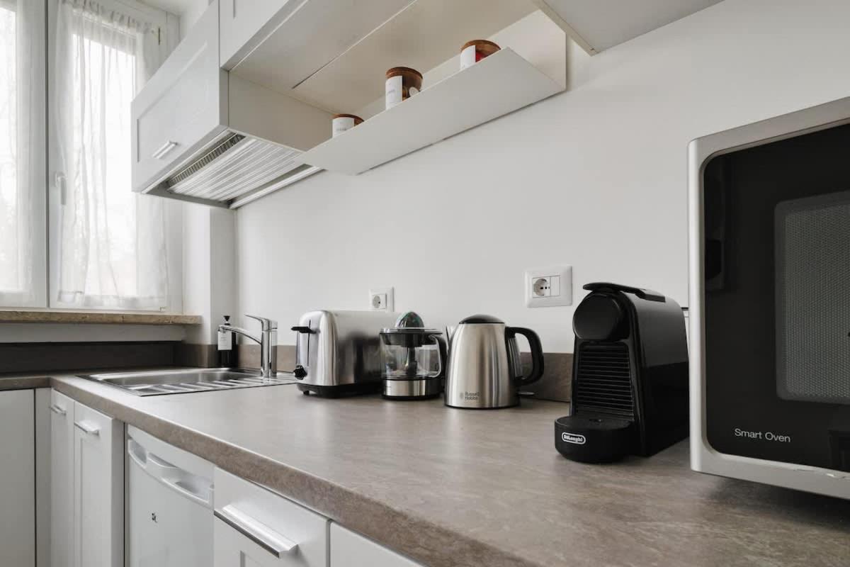 Oasis Suite - Subway 50 Meters Just 5 Minutes From Duomo Milan Exterior photo